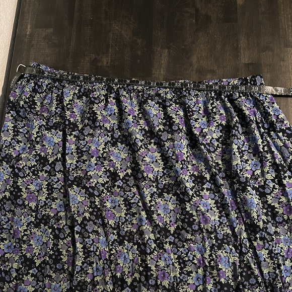 La Chemise Blue Floral Midi Skirt Size 24 - Picture 7 of 8